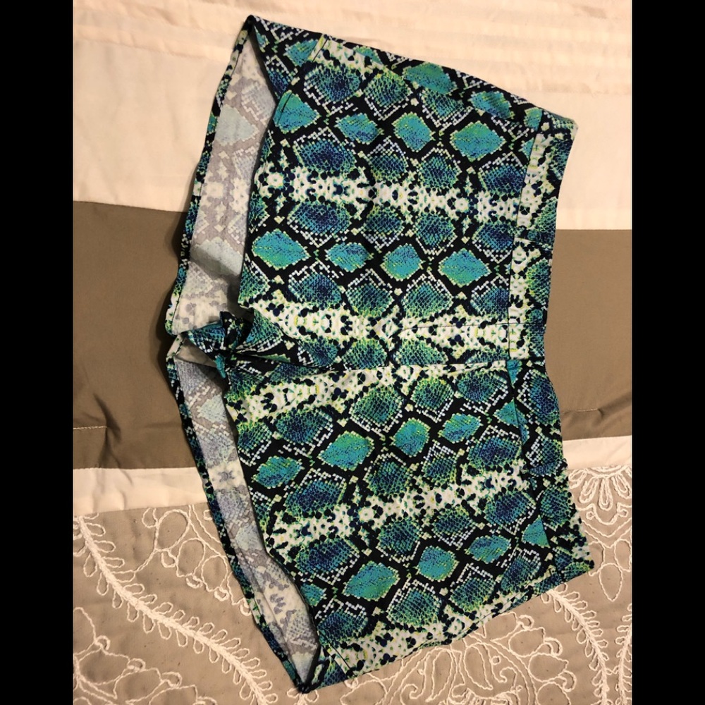 Snake print shorts